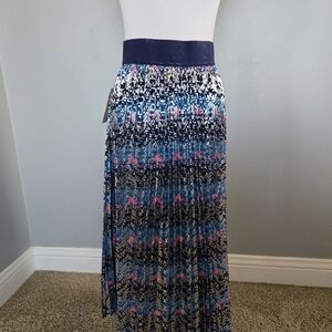 NWT LuLaRoeVibrant Blue and Pink Jill Maxi Skirt.Perfect For The Holidays.